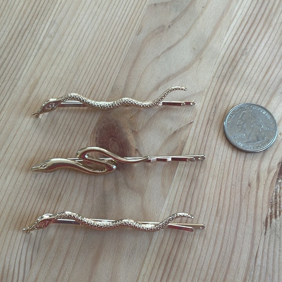 Snake hair pins - Picture 2 of 3